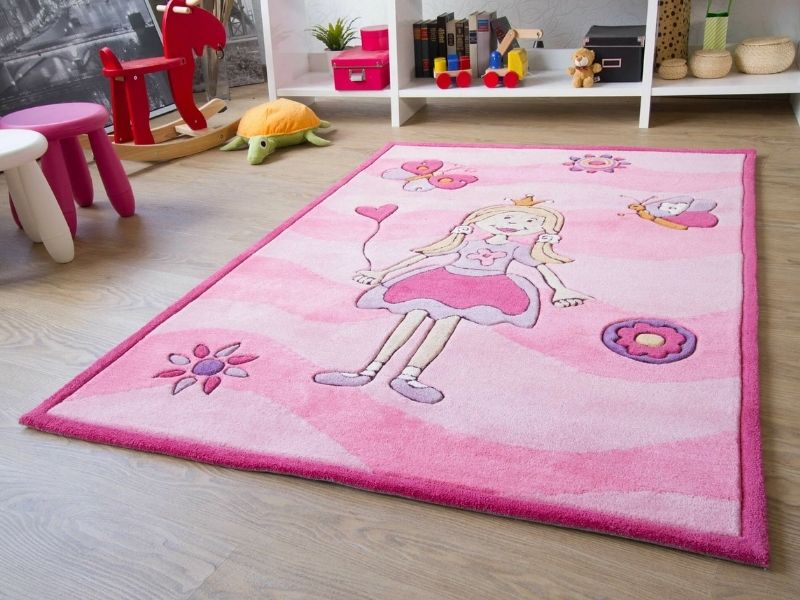 Детский ковер в комнату для девочки